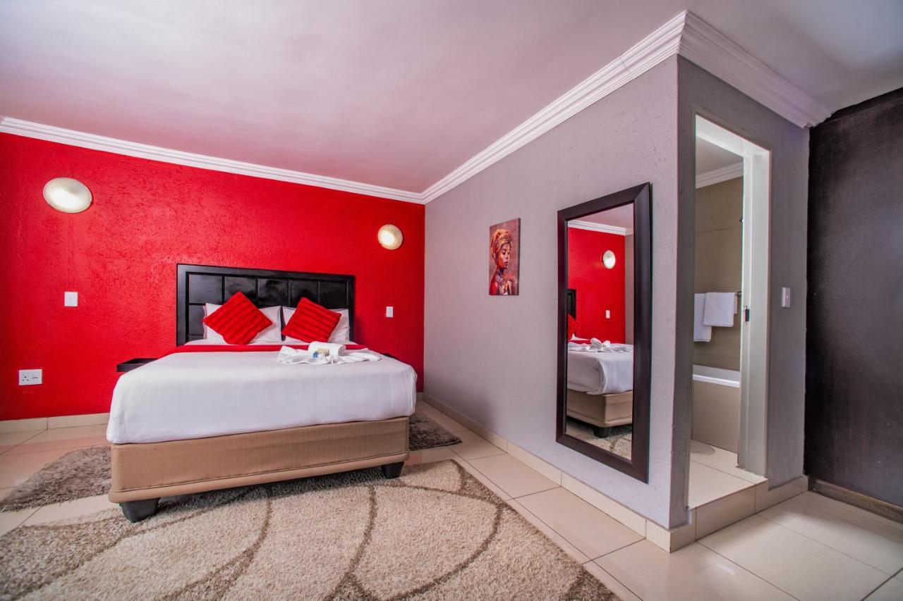 Khayalami Hotel - Emalahleni Exteriér fotografie